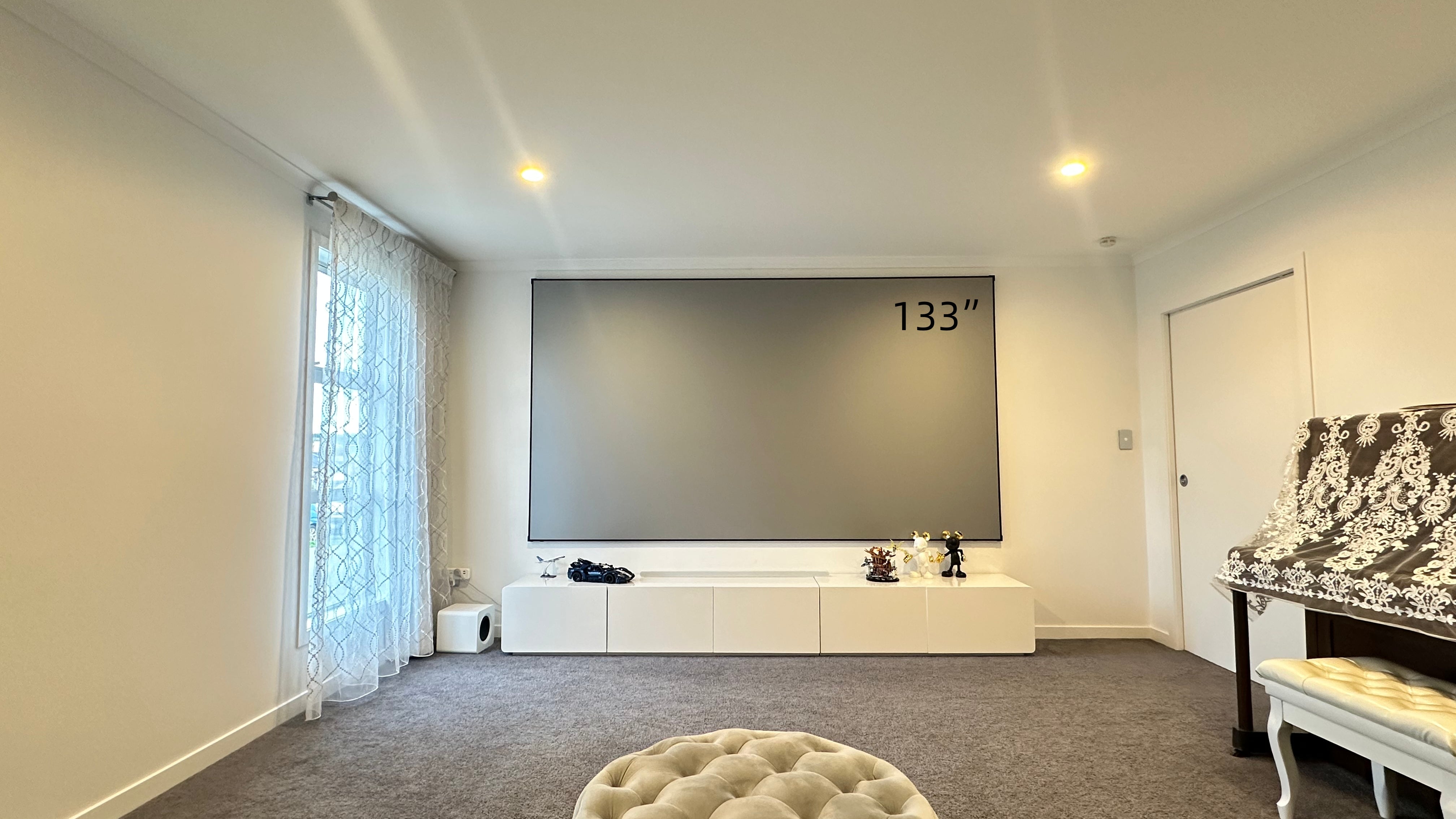 Silver Net Projector Screen Silver Diamond – ProView Projector Screen